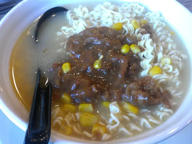 沙爹牛肉公仔麵