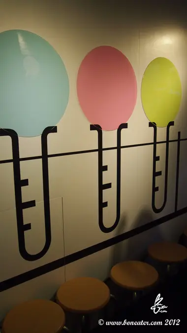 Labmade Interior chairs behind bar (©Boneater)