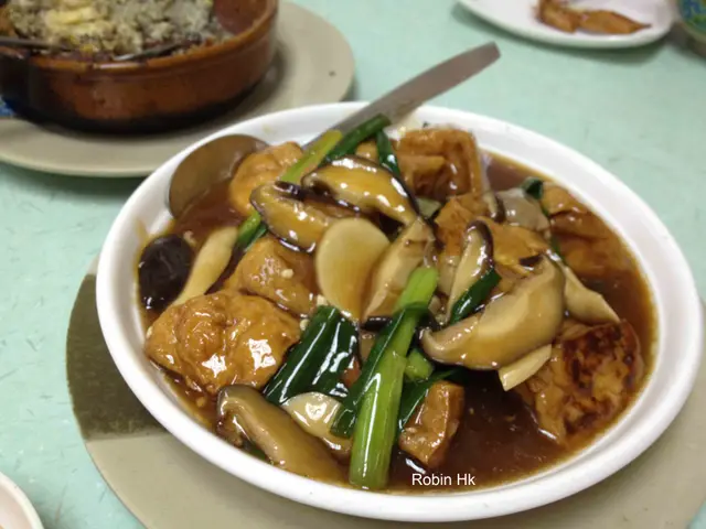 紅燒豆腐,味道單薄