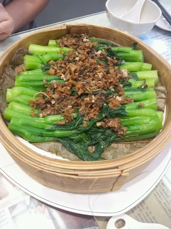 籠仔梅菜肉碎蒸菜心