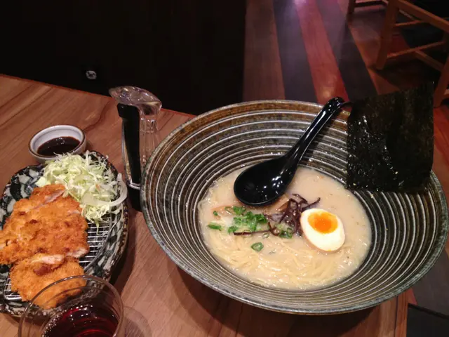 朋友S的吉列豬扒豬骨湯拉麵