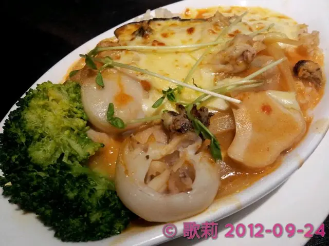 龍蝦忌廉汁焗海龍皇飯