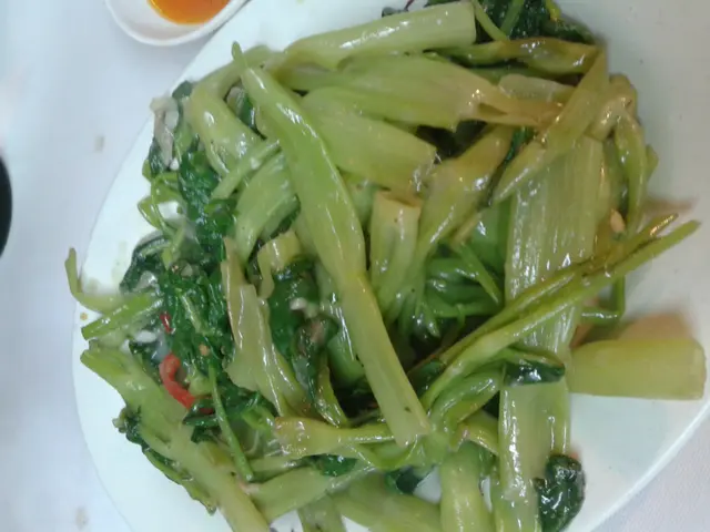腐乳炒通菜
