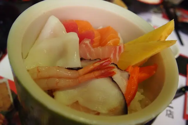 雜錦刺身飯