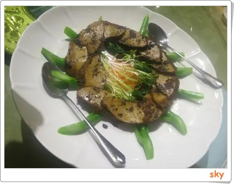 黑松露香煎百靈菇