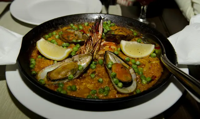 Paella De Mariscos (西班牙海鮮飯)