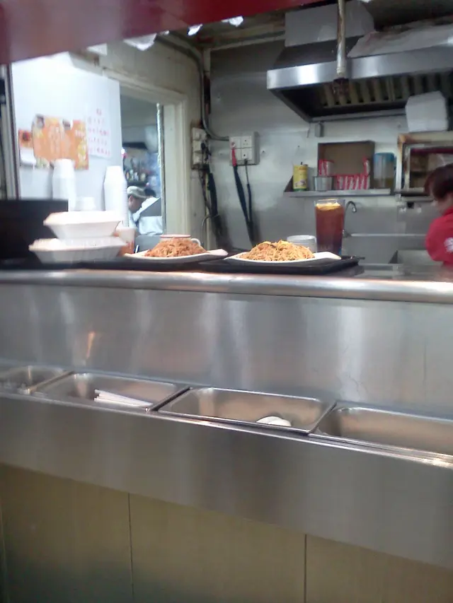 取餐處，自取刀叉