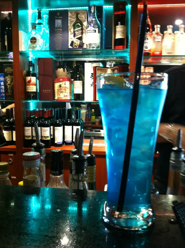 飲呢杯「藍色憂鬱」,我ge心情啱好同個名相反!haha