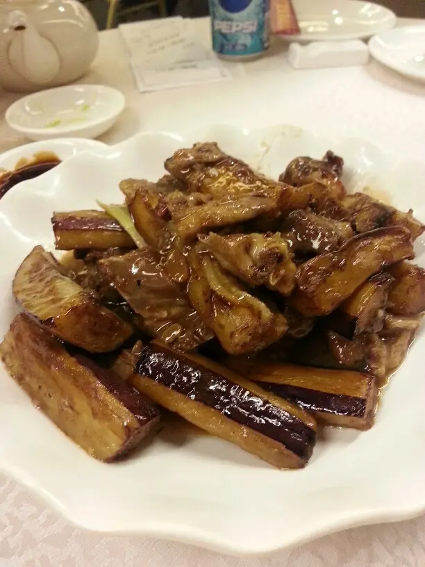 又是細細一碟仔
