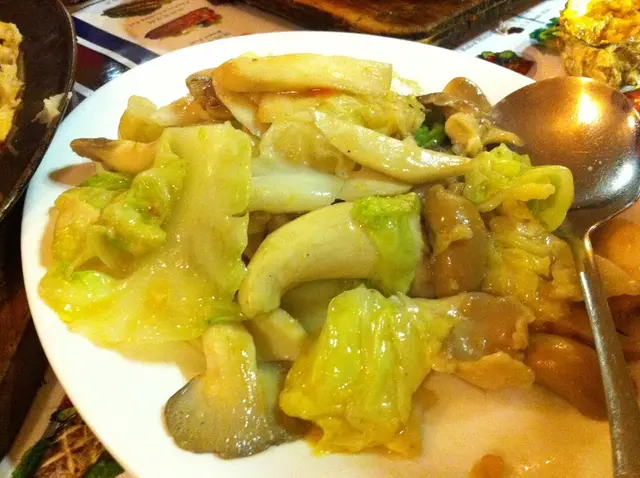 清清地炒菜