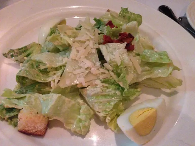 凱撒沙律,賣像還不錯。