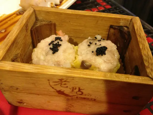 咸香黑魚子燒賣