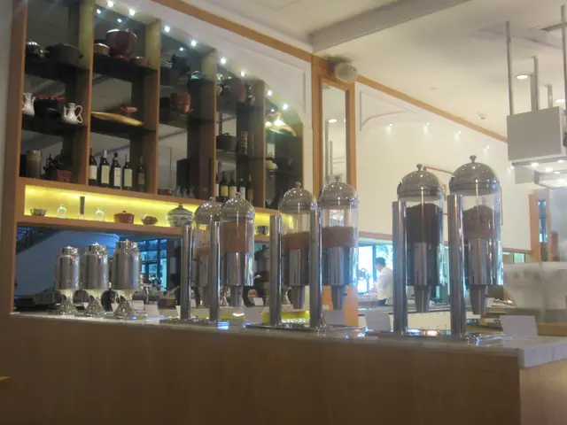 牛奶 / 豆奶+各種脆米