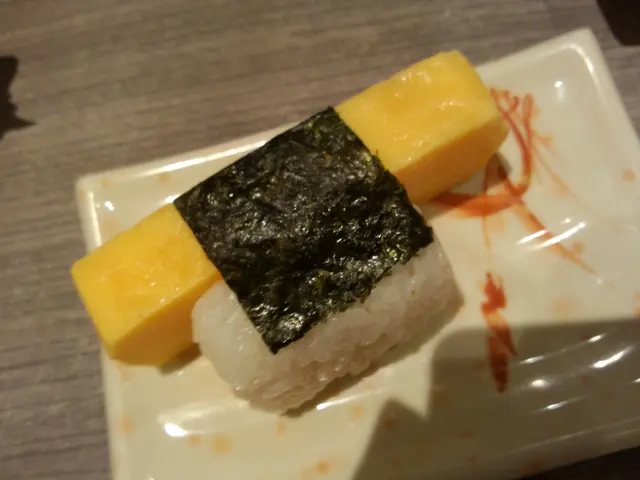 玉子壽司 ($22)