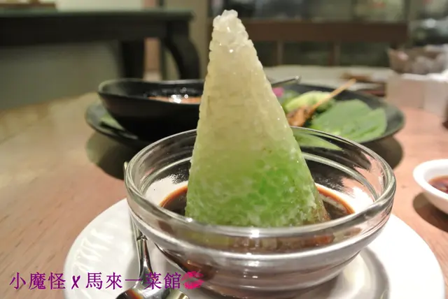 蒸三色西米糕