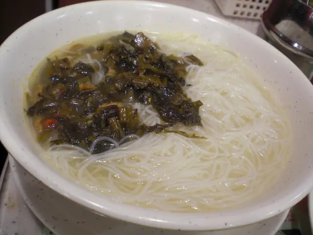 雪菜肉絲米粉