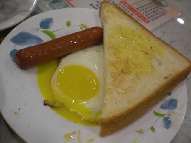 腸仔煎蛋