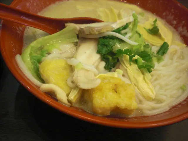 魚腩鮮腐竹米線