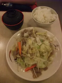牛肉炒椰菜定食