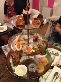 Gentlemen's and Ladies' Tea Set