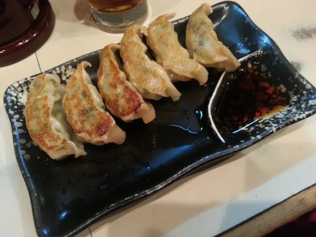 煎餃子