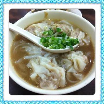 云吞河加腩汁