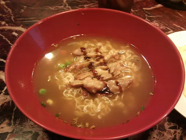 西營盤大胟指 - 常餐雞扒丁