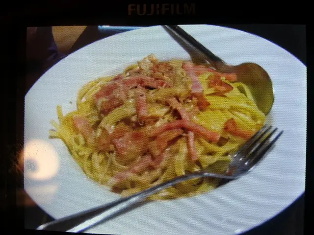 白汁煙肉磨菇意粉