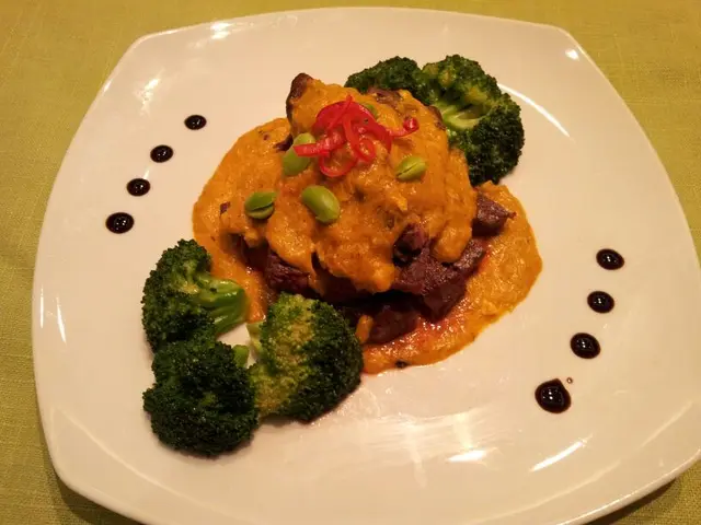 和牛加蟹粉,原來好合配,互相不會搶走對方味道,好不錯