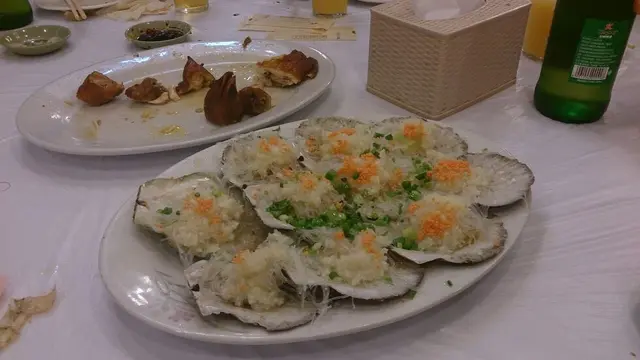 帶子係梅,個殼係舊