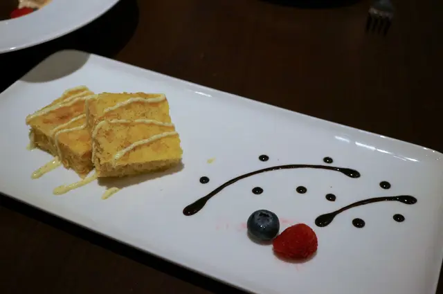 Orange and Almond Cake