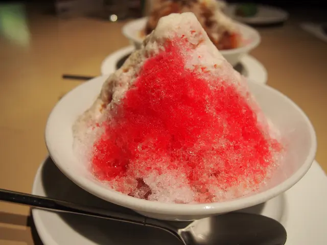 蒸三色西米糕