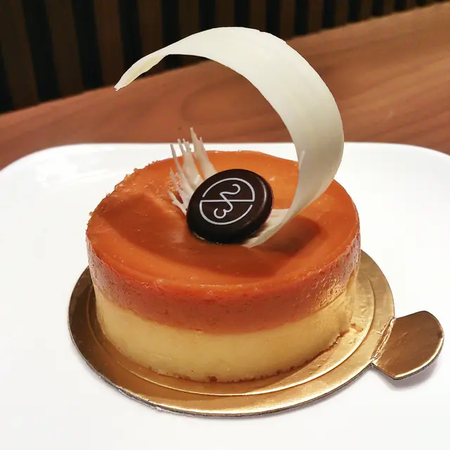 Caramel cheesecake