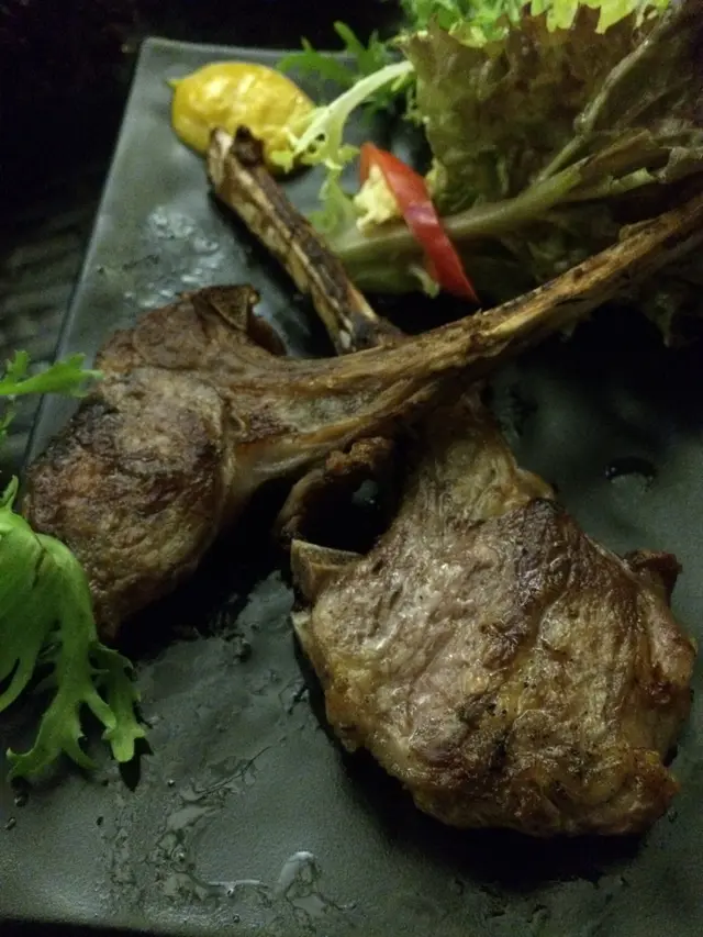 紫蘇葉香燒羊仔鞍