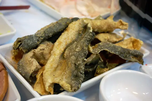 炸魚皮 ($28)