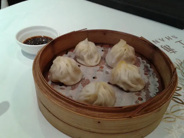 肉汁豐富 , 肉質彈牙 .