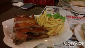 燒乳豬 - 氹仔舊城區的熊貓葡國餐廳