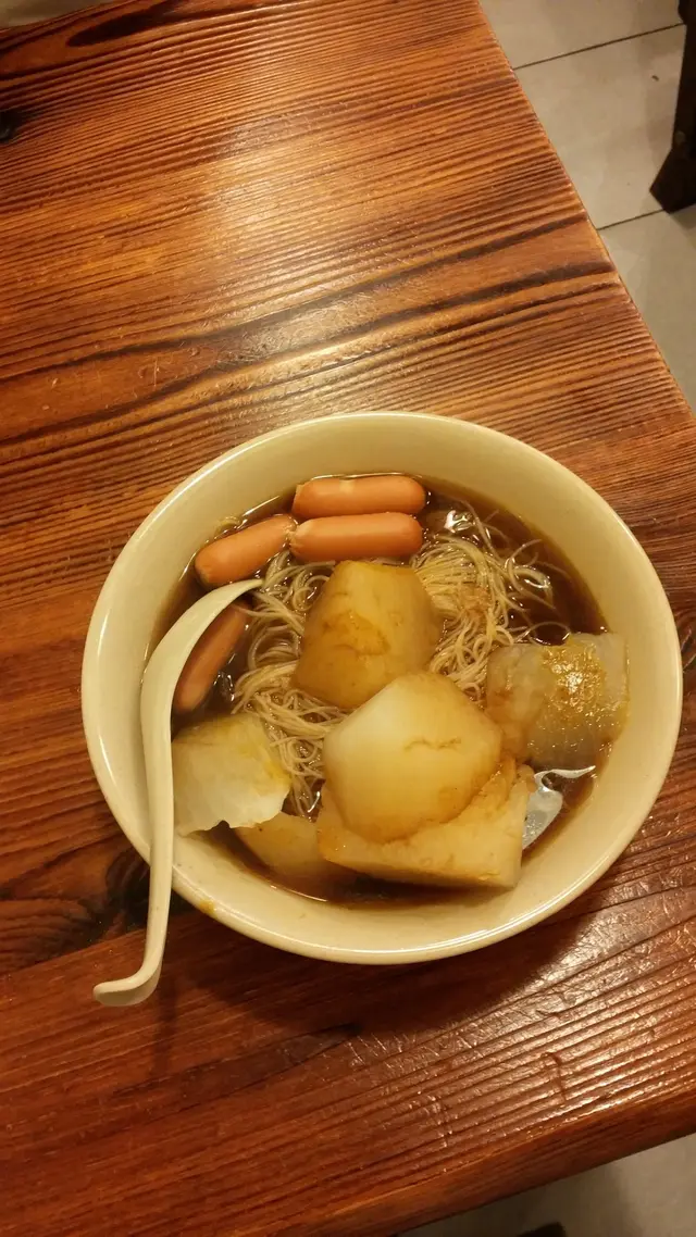 蘿蔔芝士腸米粉咖哩小辣無腩汁