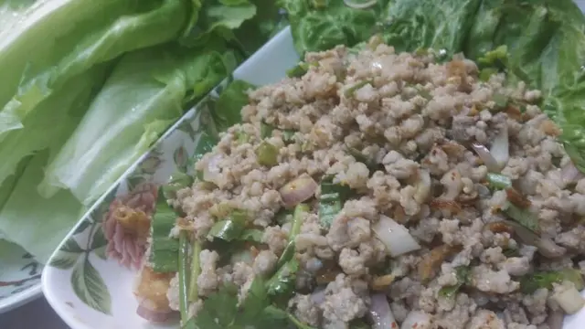 另一重點推介，這生菜包的肉碎很惹味，吃光了生菜也把肉碎來伴飯 :>