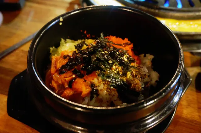 魚籽石頭鍋拌飯 ($88)