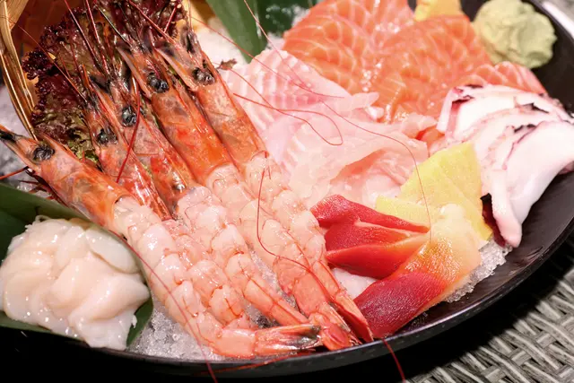 刺身魚生拼盤