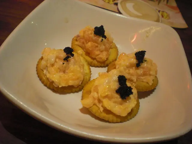 黑魚籽三文脆餅