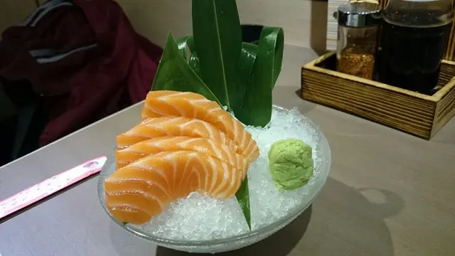 三文魚刺身
