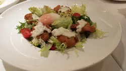 益生蛋香炸鸡肉沙律