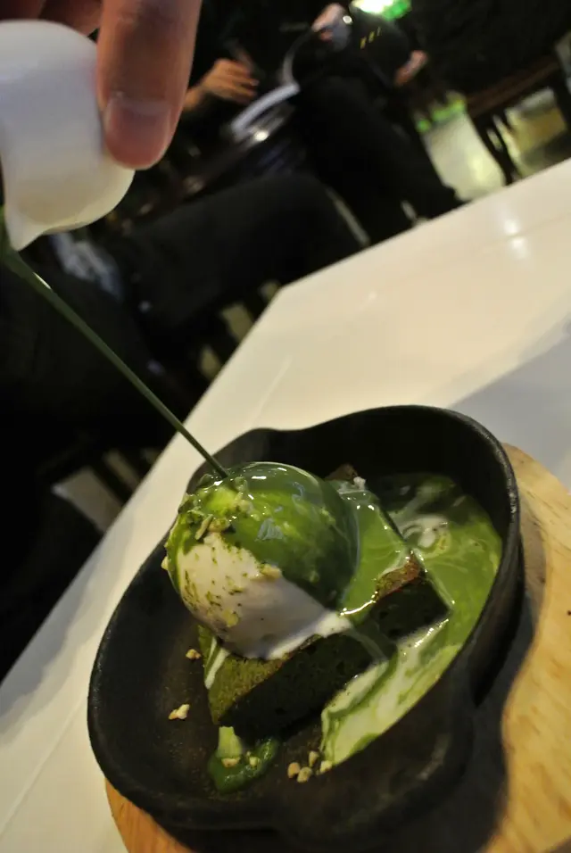 Sizzling Green Tea Brownie