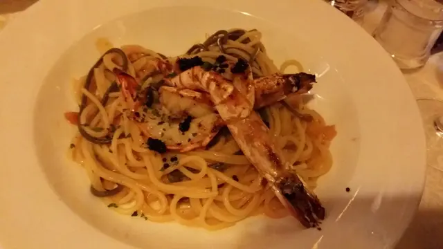 魚子醬香蒜大蝦意粉