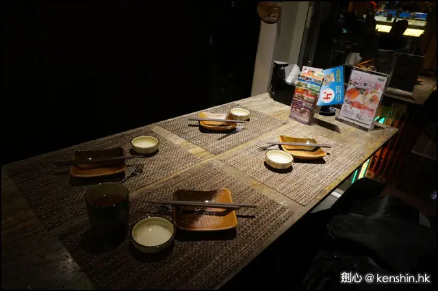 窗邊卡位四人入座非常舒適