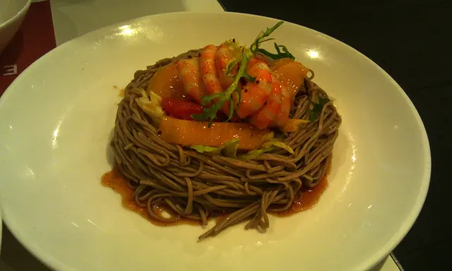 大蝦西柚喬麥麵