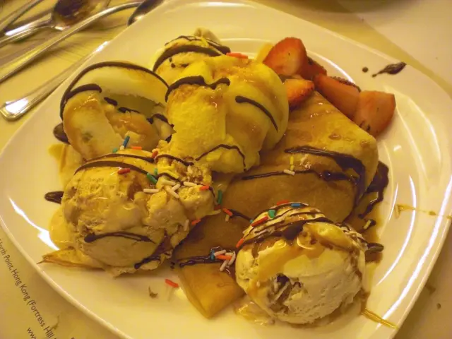 Mövenpick雪糕生果班戟