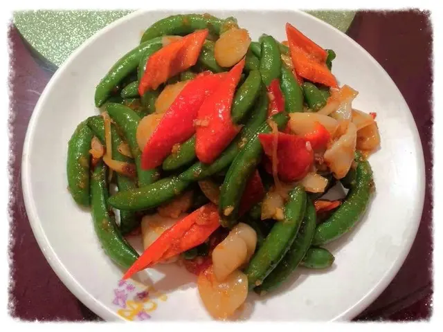 三個字可以形容: 夠鑊氣!!!! 簡單小菜但有不簡單美味!